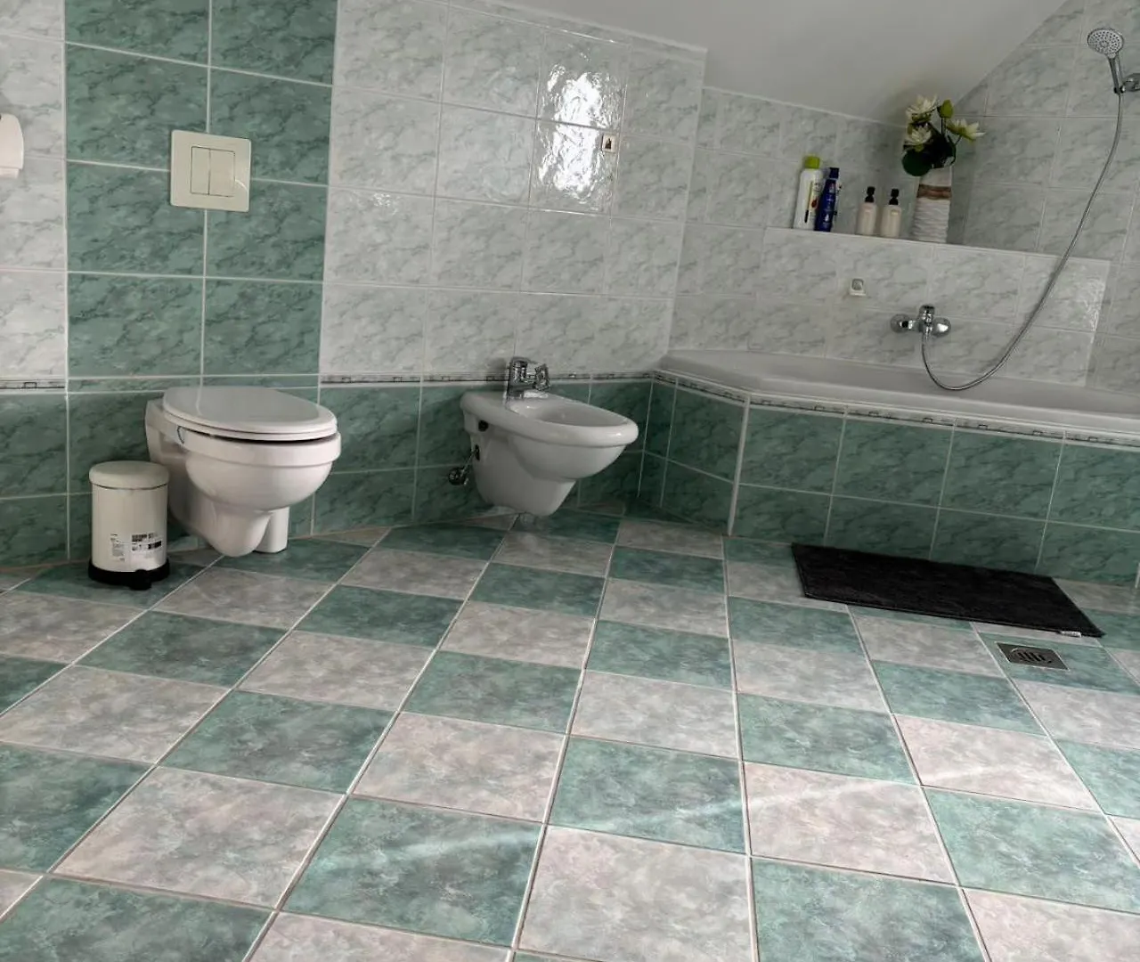 Garden Villa Budapest 0*,  Magyarország